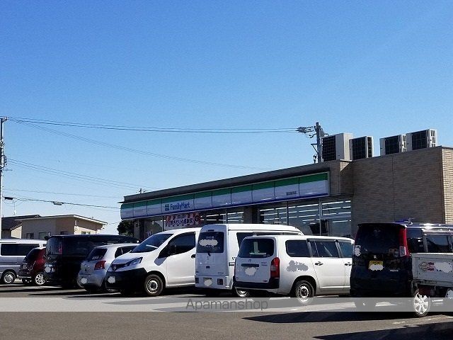 コンビニ　ファミリーマート磐田新貝店（コンビニ）まで780m