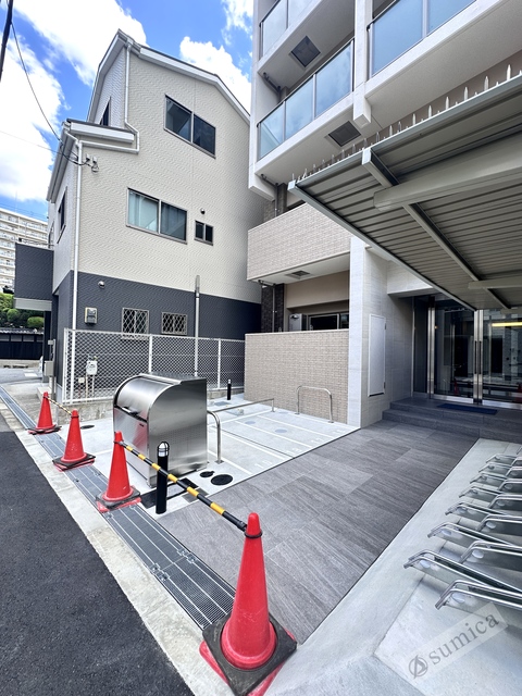 その他共有部分　屋根付き駐輪場が嬉しいです♪♪