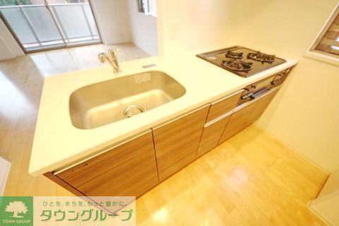 キッチン　同建物別部屋写真