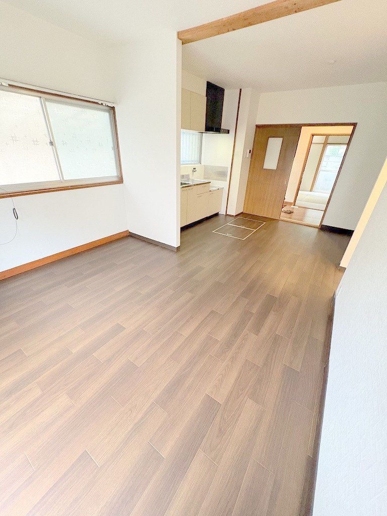 南海泉北線 泉ケ丘駅 徒歩25分 2階建 築47年の居間写真
