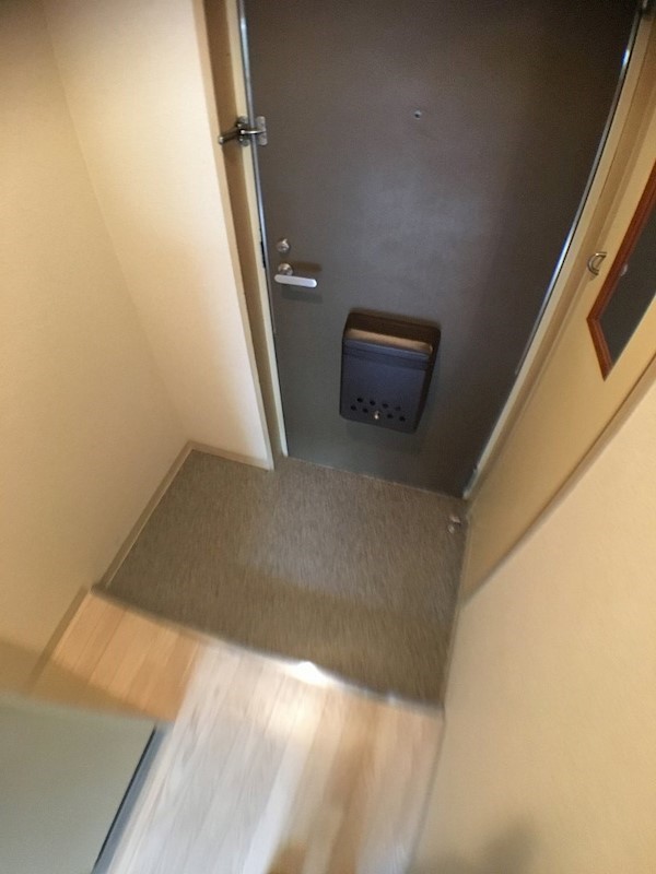 玄関　玄関