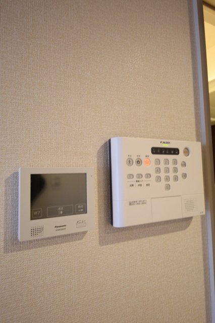 セキュリティ　同物件別号室の写真です。