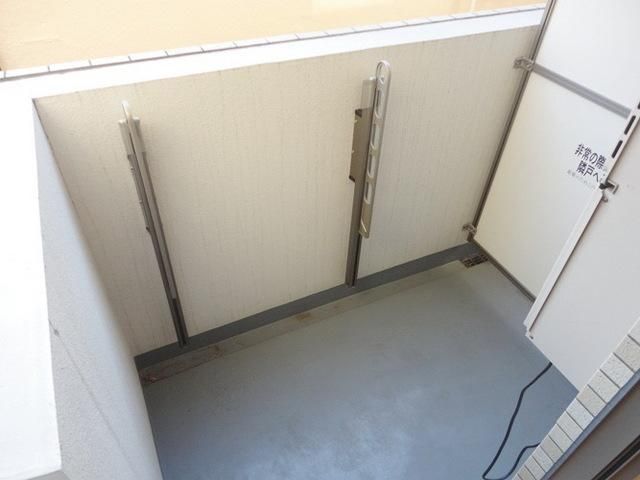 バルコニー　※同タイプ参考写真