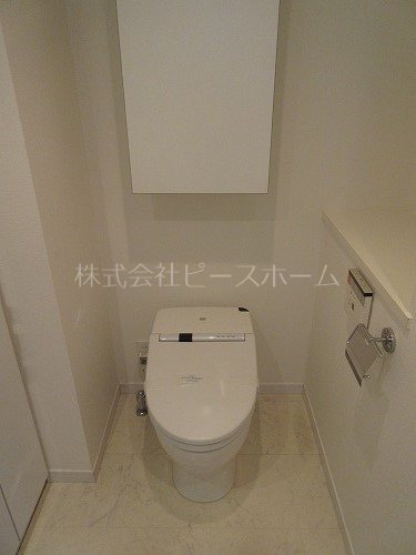 トイレ　※別号室参考写真