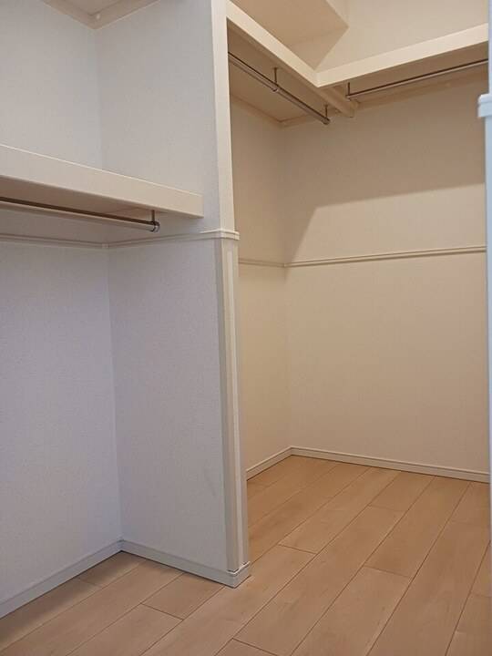 収納　ウォークインクローゼット