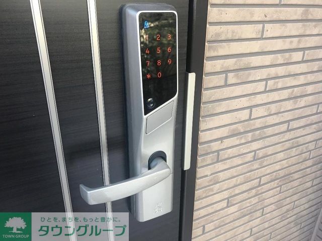 玄関　※施工会社提供　施工イメージ　現況優先