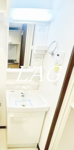 洗面設備　独立洗面台です。