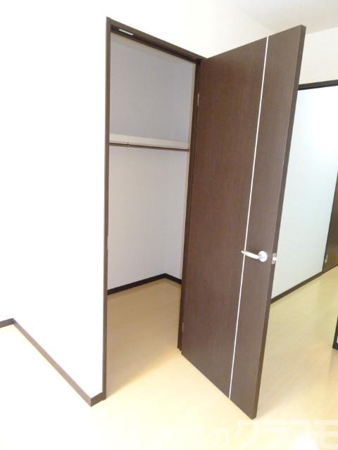 収納　ウォークインクローゼット