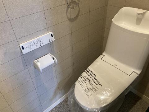 トイレ　シャワー付トイレ