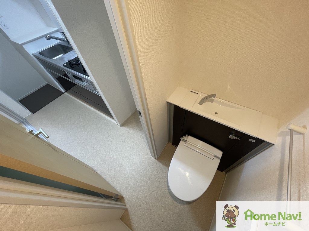 トイレ　ウォシュレット付き