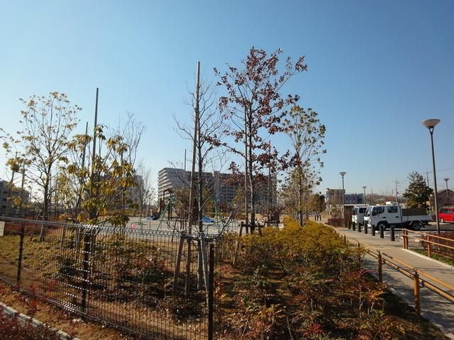 公園　東松戸中央公園（公園）まで790m