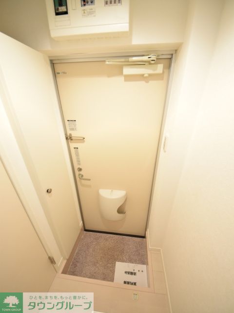 玄関　お問合せはタウンハウジングまで！※現地待合わせ相談可能