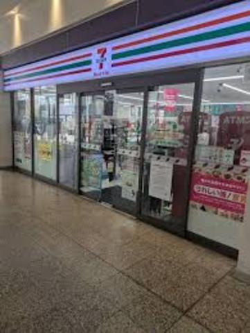 コンビニ　セブンイレブン　姫路南駅前町店（コンビニ）まで477m