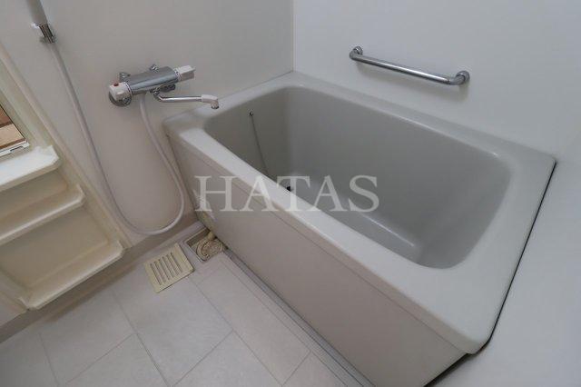 バス・シャワールーム　同物件別部屋です。