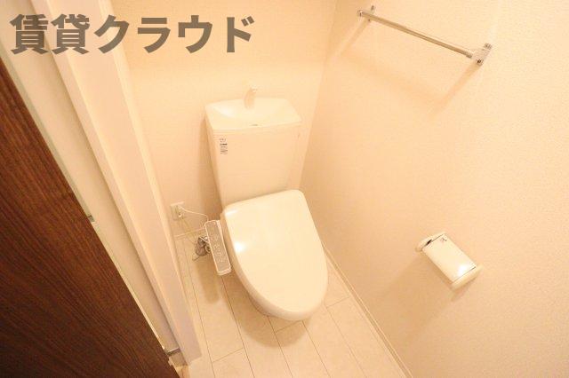 トイレ　ゆったりとした空間のトイレです
