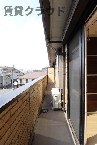 バルコニー　洗濯物もよく乾きそうな、陽当たり良好なバルコニーです！