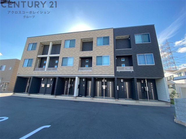 建物外観　防犯カメラ付きでセキュリティ安心！