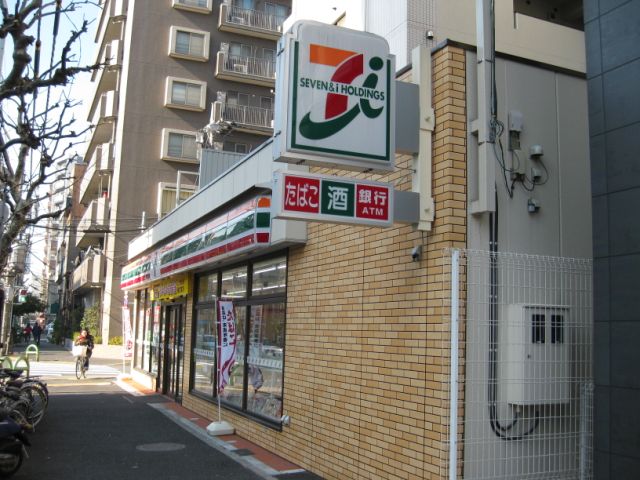 コンビニ　セブンイレブン（コンビニ）まで340m