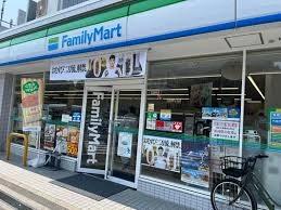 コンビニ　ファミリーマート 堺大泉緑地店（コンビニ）まで898m