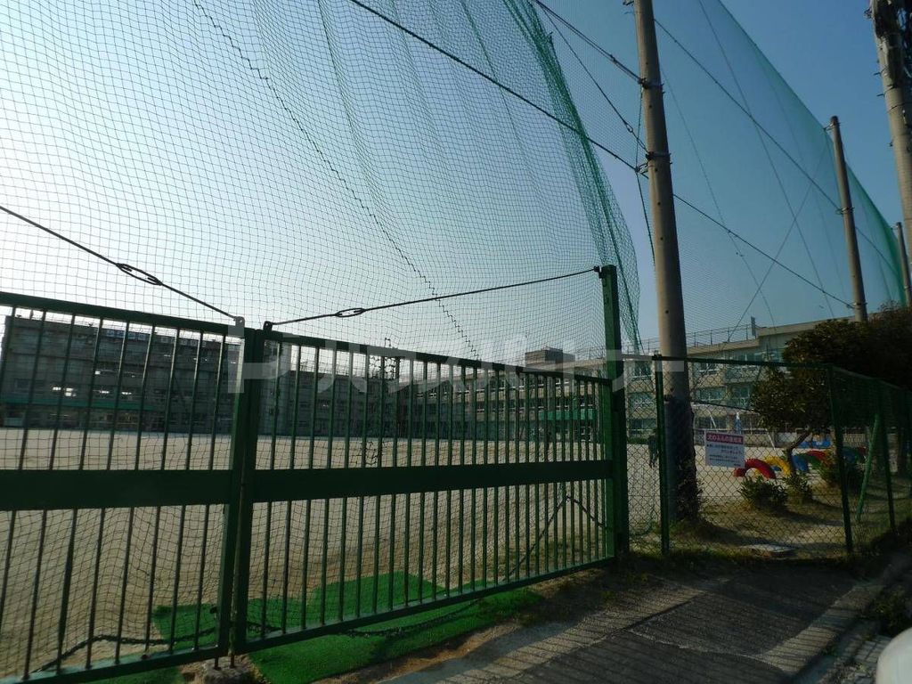 小学校　松戸市立新松戸南小学校（小学校）まで420m