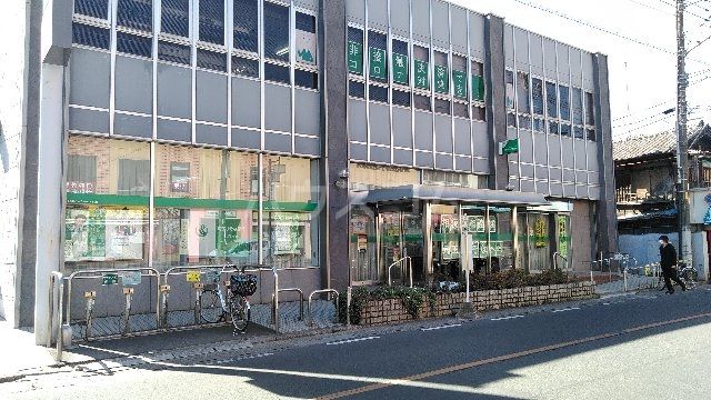銀行　埼玉りそな銀行　白岡支店（銀行）まで574m