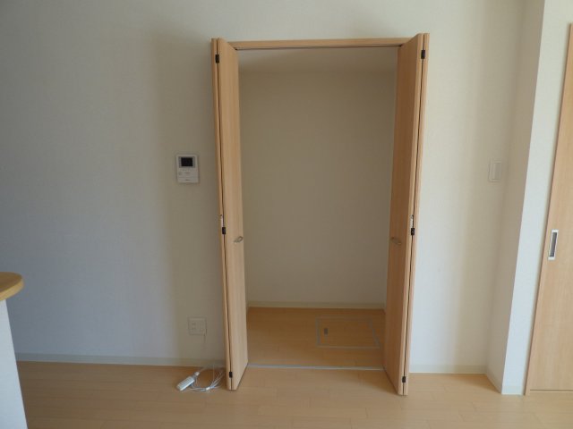 収納　ＬＤＫにある階段下収納です