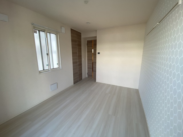 居室・リビング　白色基調のモテ部屋です。