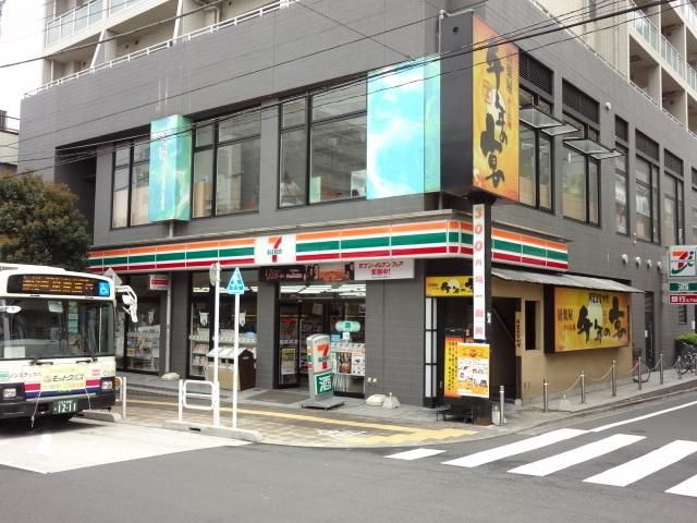 コンビニ　セブンイレブン（コンビニ）まで639m