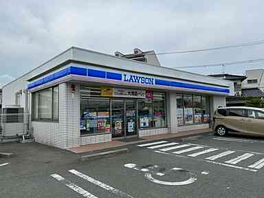 コンビニ　ローソン福岡福重5丁目店（コンビニ）まで197m