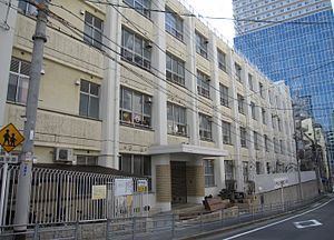 小学校　大阪市立中大江小学校（小学校）まで440m