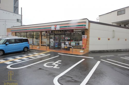 コンビニ　セブンイレブン 大阪野江3丁目店（コンビニ）まで156m