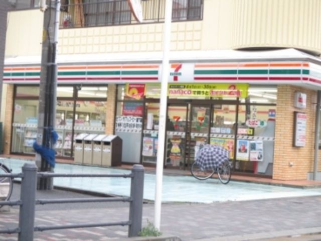 コンビニ　セブンイレブン荒川東尾久2丁目店（コンビニ）まで434m