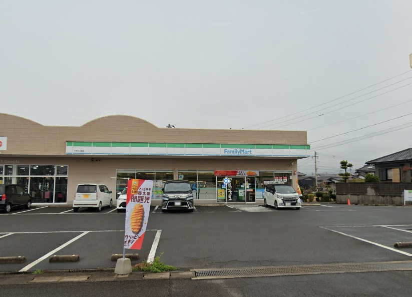 コンビニ　ファミリーマート大村大川田店（コンビニ）まで629m