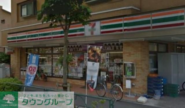 コンビニ　セブンイレブン東小松川2丁目店（コンビニ）まで740m