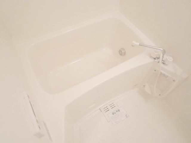 バス・シャワールーム　★追い焚き機能付き★