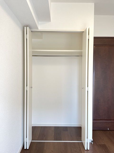 収納　（別タイプ参考写真）スカイコート後楽園壱番館　 文京区白山１