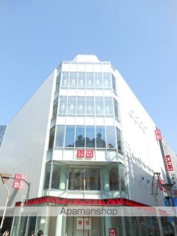 ショッピングセンター　ユニクロ　池袋サンシャイン店（ショッピングセンター）まで540m