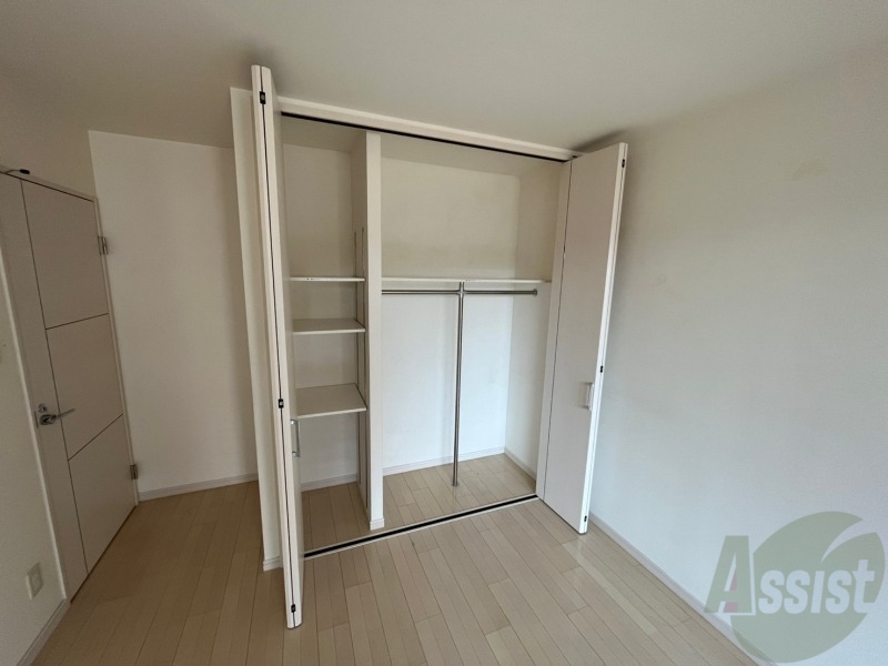 収納　収納もバッチリあるのでお部屋が片付きますよ！