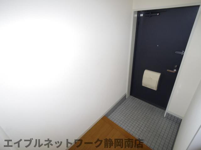 玄関　ゆったりとした玄関です