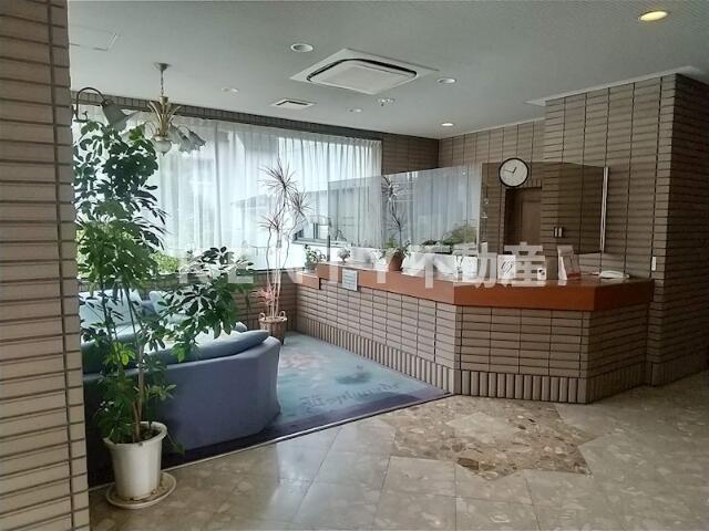 ロビー　建物の内部です