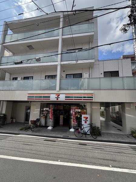 コンビニ　セブンイレブン豊島雑司ヶ谷三丁目店（コンビニ）まで190m
