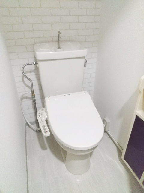 トイレ　室内参考写真