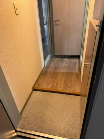 玄関　落ち着いた玄関です