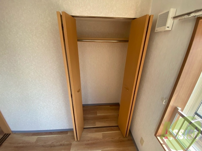 収納　玄関です。すぐ広いリビングにつながっています。