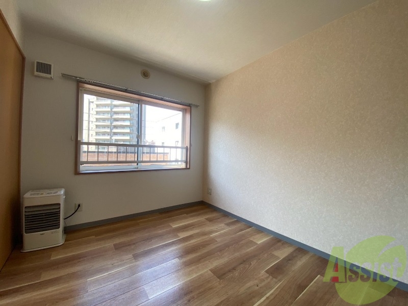 居室・リビング　広くてキレイなお部屋が広がっていて、充実した生活が送れそう。