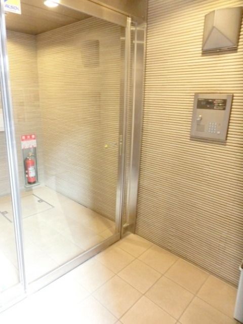 その他共有部分　オートロック完備