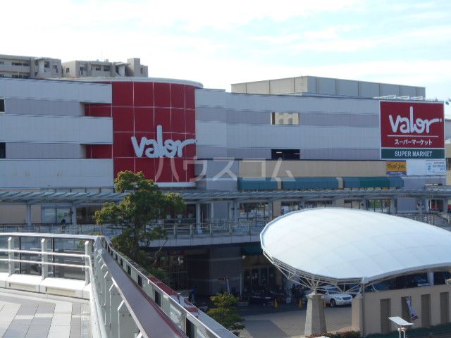 コンビニ　ファミリーマート 刈谷新富町南店（コンビニ）まで798m