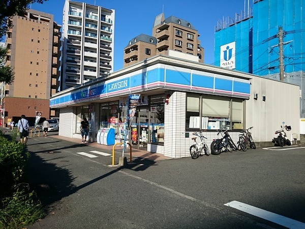 コンビニ　ローソン比恵町店（コンビニ）まで152m