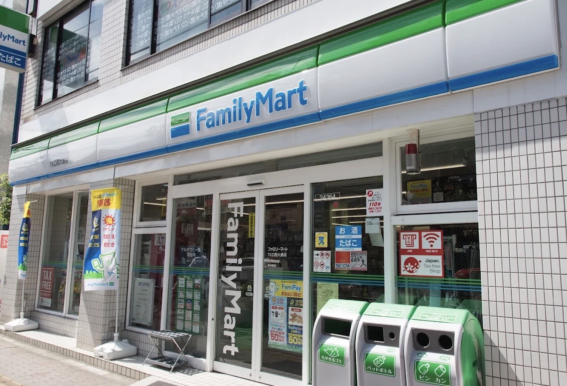 コンビニ　ファミリーマート西大島店（コンビニ）まで37m