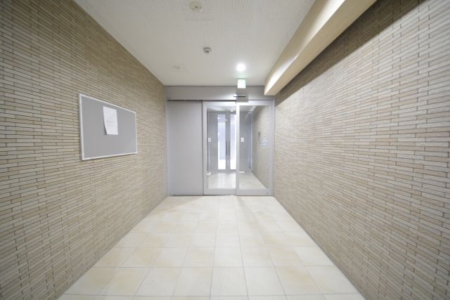 ロビー　オーパスグラン谷町　ロビーホール